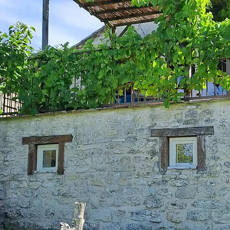 Du Clos De Gamel